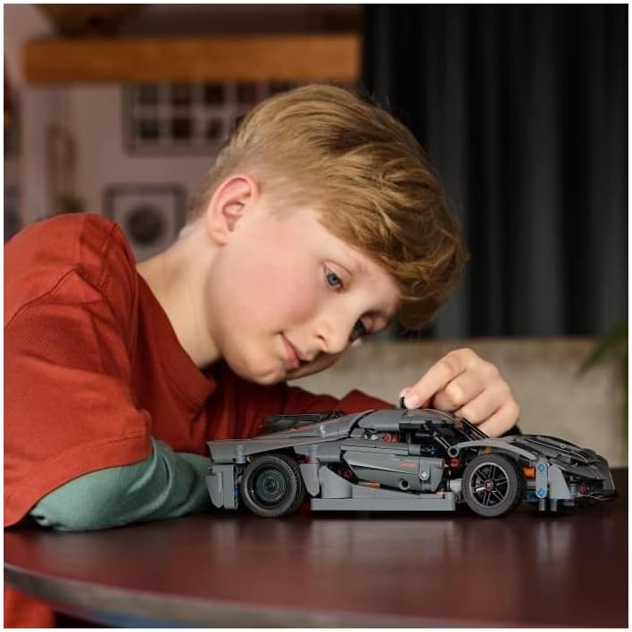 LEGO 42173 Technic Koenigsegg Jesko Absolut Supersportwagen in Grau