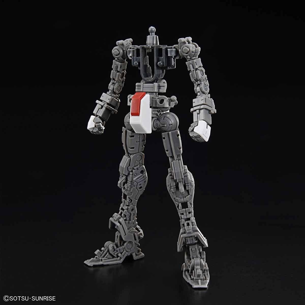 Bandai Spirits #31 Crossbone Gundam X1 Crossbone Gundam RG 1/144 , White