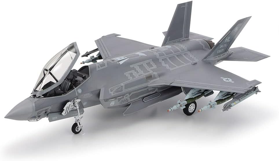 TAMIYA Lockheed Martin F-35 A Lightning II Plastic Model Kit, 1/48 Scale