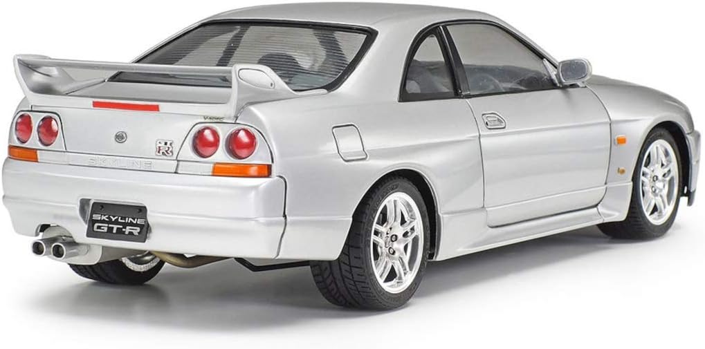 Tamiya 1:24 Nissan Skyline GT-R V Spec scale model kit – detailed collectible