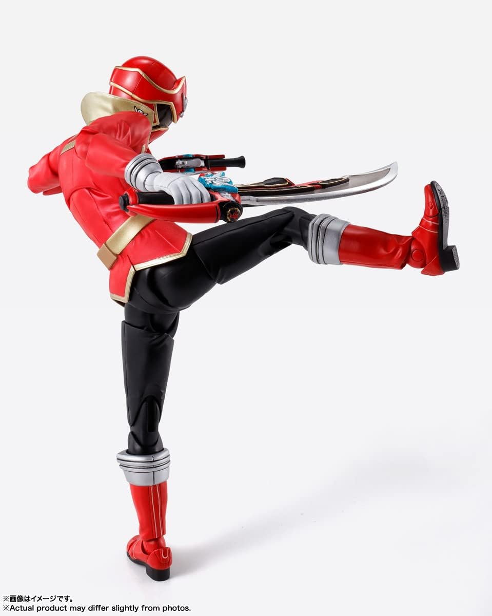 BANDAI NAMCO Entertainment S.H. Figuarts (Shinkocchou Seihou) Pirate Sentai Gokai Red, Approx. 5.7 inches (145 mm), PVC & ABS Painted Action Figure