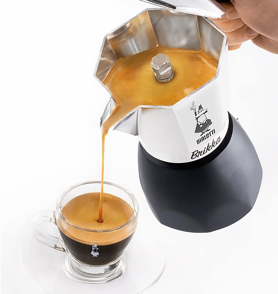 Bialetti - New Brikka, Moka Pot, the Only Stovetop Coffee Maker Capable of Producing a Crema-Rich Espresso, 2 Cups (3,4 Oz), Aluminum and Black