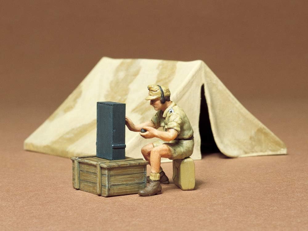Tamiya German WWII Africa Corps Tent Set with Figure 1:35 Military Plastic Model Assembly Kit
