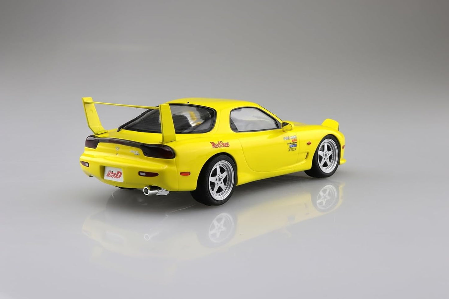 Aoshima Initial D: Keisuke Takahashi FD3s RX-7 (Comics Vol.1 Ver.) 1:24 Scale Model Kit