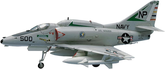 Hasegawa 1:72 Scale A-4E:F Skyhawk Model Kit