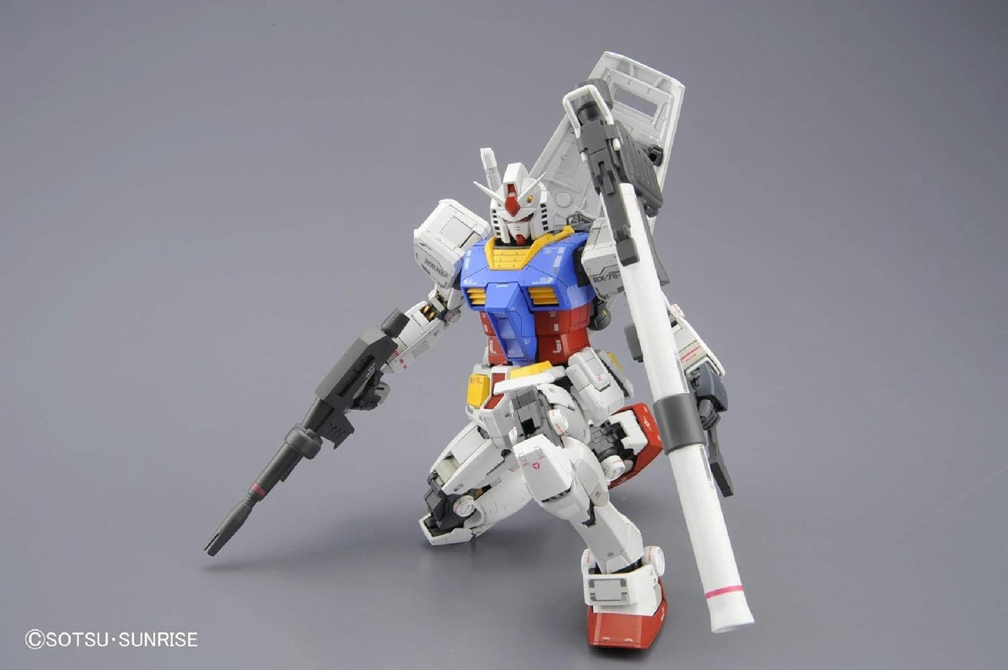 Bandai Hobby - Mobile Suit Gundam - RX-78-2 Version 3.0, Bandai Spirits 1/100 Model Kit