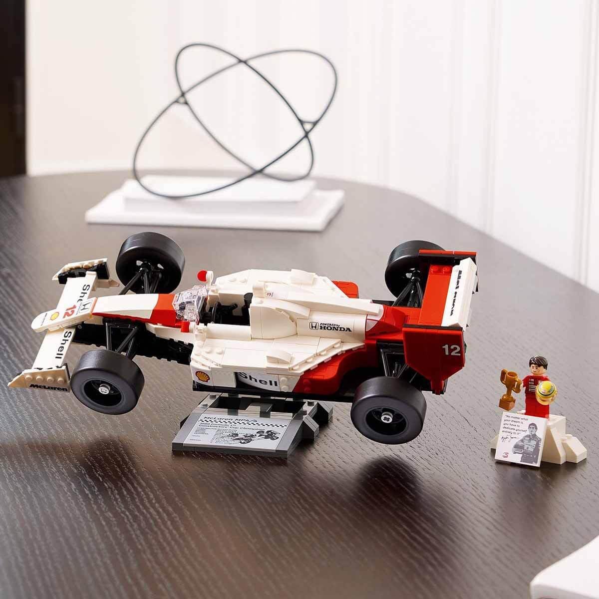 Lego Icons McLaren MP4/4 and Ayrton Senna Set 10330