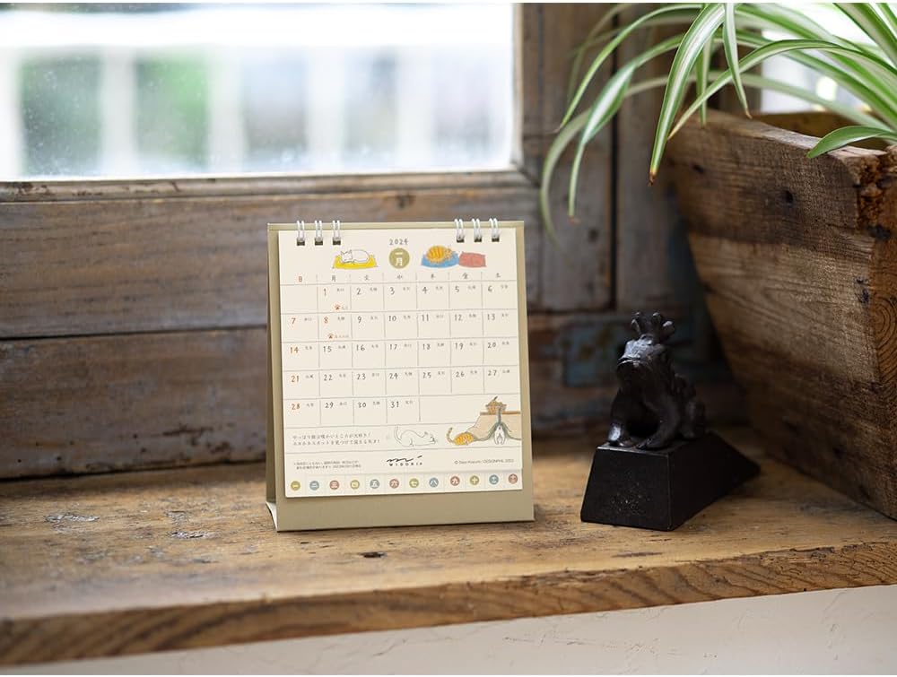 Midori 31267006 2024 Calendar Tabletop, S, Cat Pattern