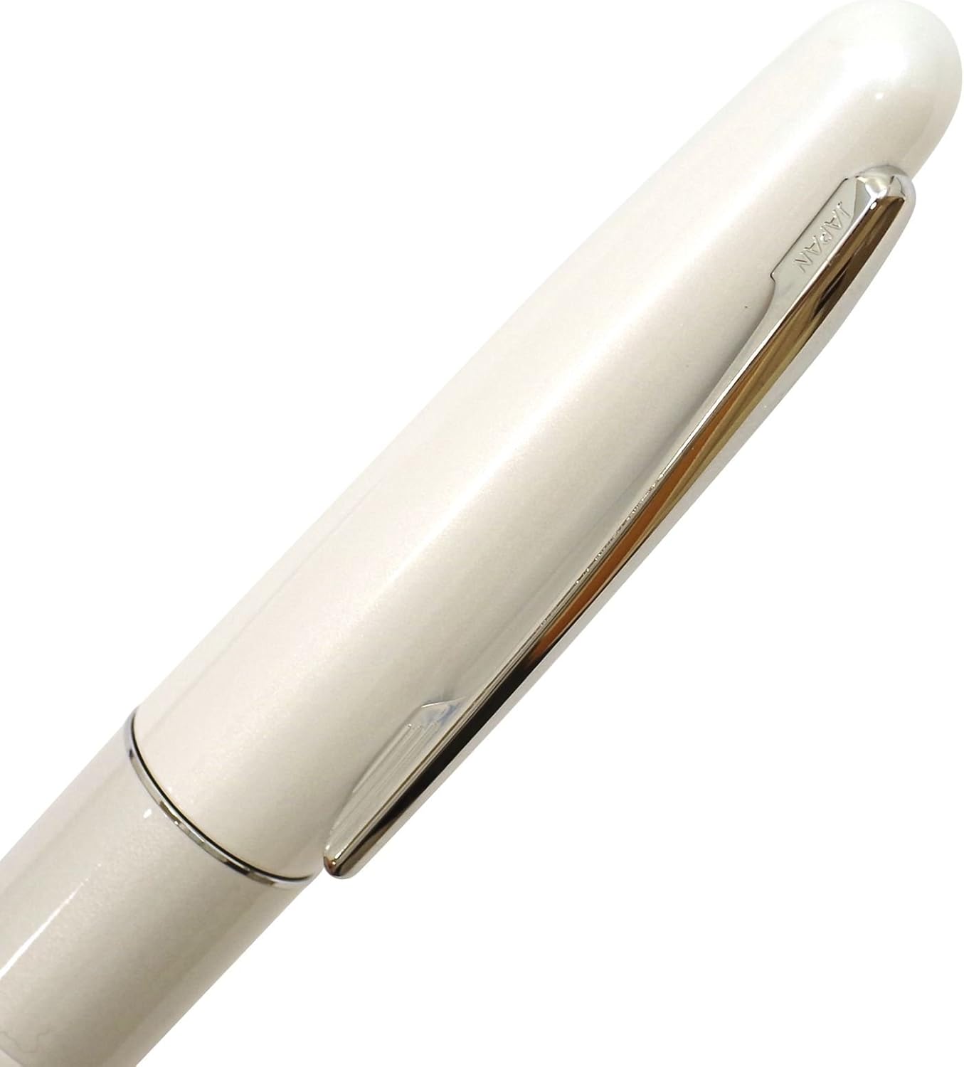 PILOT Ballpoint Pen, Cocoon BCO-150R-W, White, Product Size: 5.5 x 0.4 inches (140 x 10.0 mm), Oil-based Black Ink, 1.1 oz (30 g)