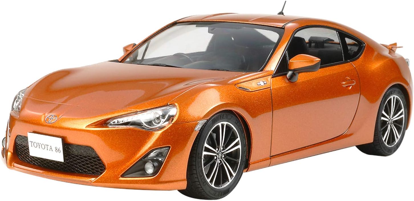 Tamiya Toyota GT86 1:24 Scale Model Kit with 116 Pieces and Moving Wheels