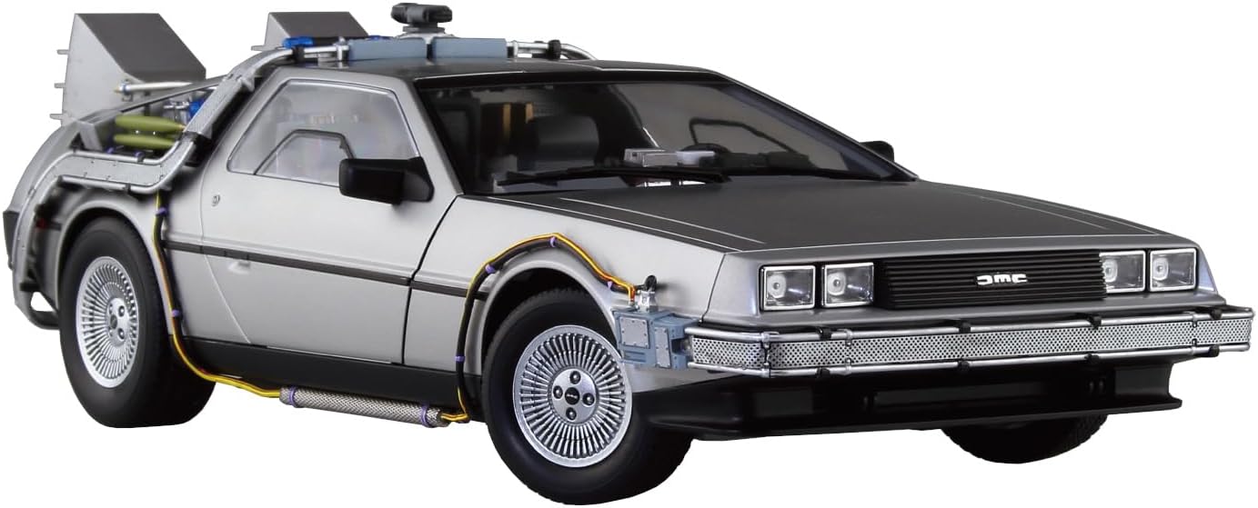 Aoshima Back to The Future Part I: Time Machine 1:24 Scale Model Kit