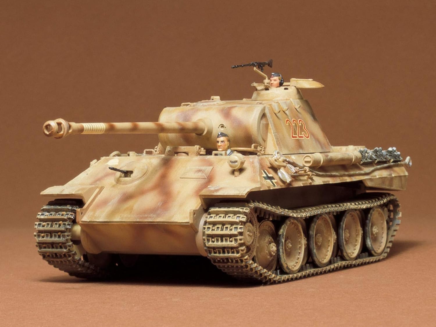 Tamiya 1/35 German Pzkfw V Panther Ausf A Model Kit – military scale model