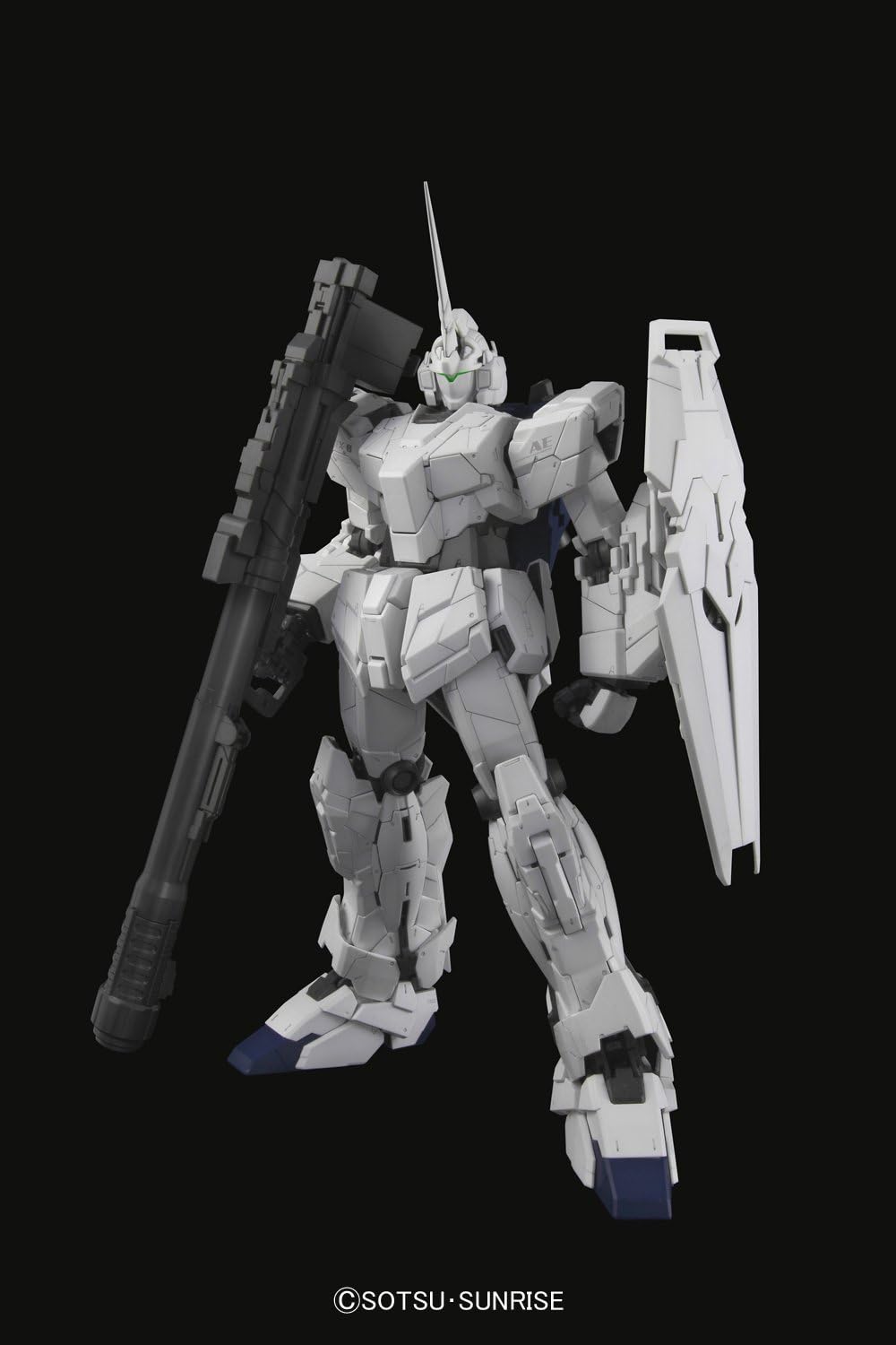 Bandai Hobby PG RX-0 Unicorn Gundam Model Kit (1/60 Scale) (BAN194365)