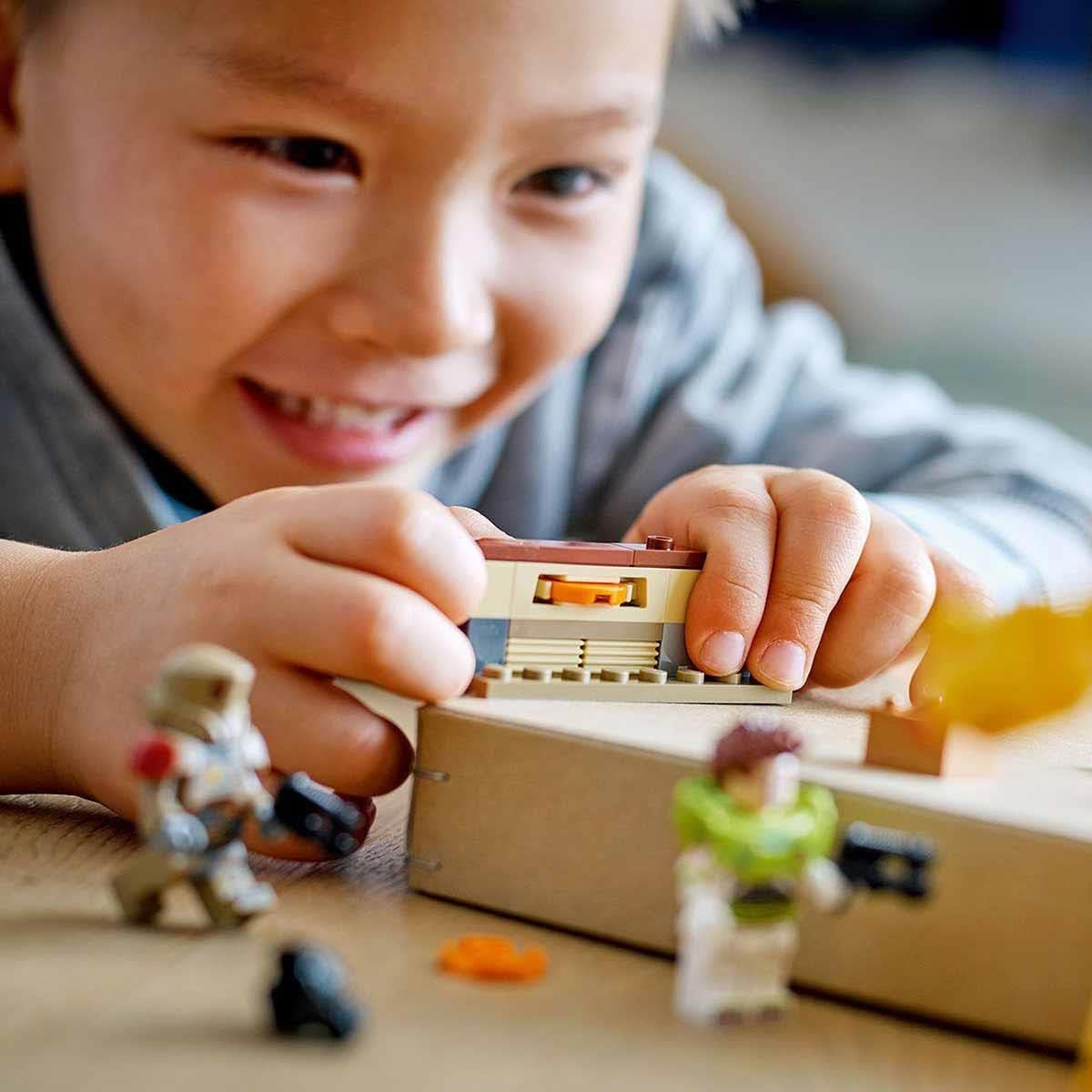 LEGO 76830 Disney and Pixar's Lightyear Zyclops Chase Space Robot Building Toy for Kids Ages 4+ with Mech Figure and Buzz Figure