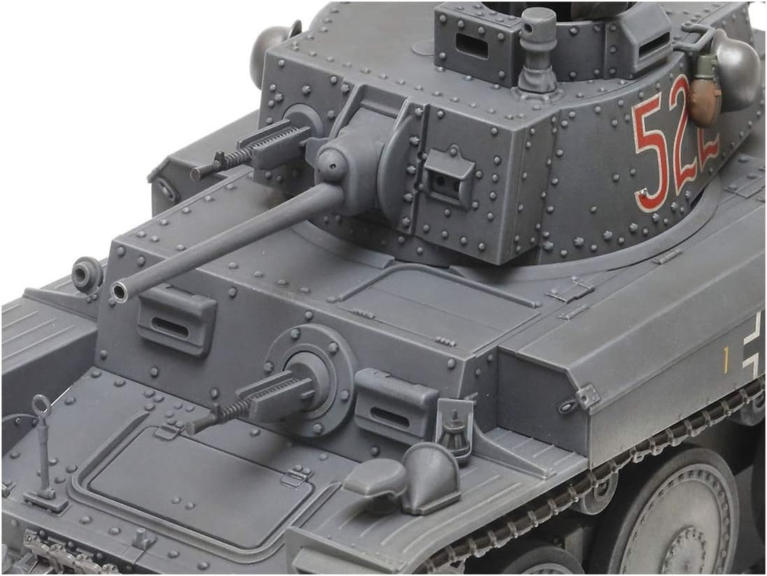 Tamiya 35369 1/35 German Lt Tank Panzerkampfwagen 38t Ausf E/F
