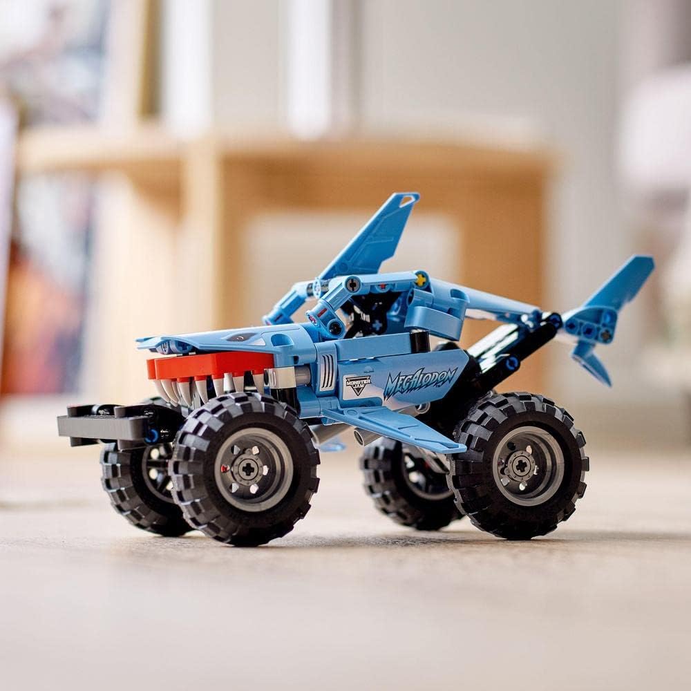 LEGO 42134 Technic Monster Jam Megalodon, 2-in-1 Pull-Back Shark Car for Lusca Low Racing Car