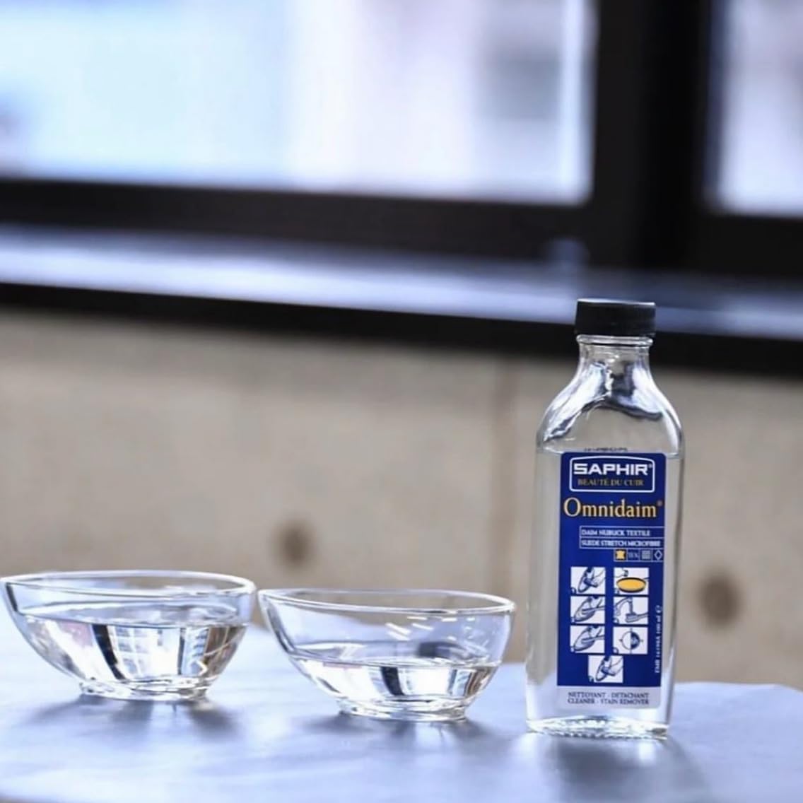 Saphir Suede Cleaner Omni Lotion, Stain Remover, Care Shampoo, 100ml