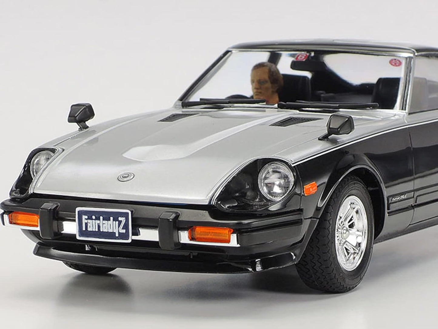 Tamiya 1/24 Nissan Fairlady 280Z with T-Bar Roof TAM24015 Plastics Car/Truck 1/24-1/25
