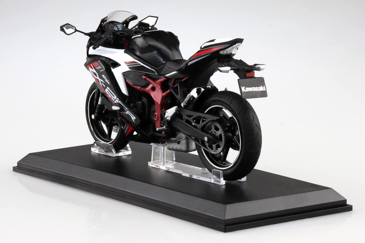 Aoshima Kawasaki Ninja ZX-25R (Black x Pearl Flat) 1:12 Scale Diecast Bike