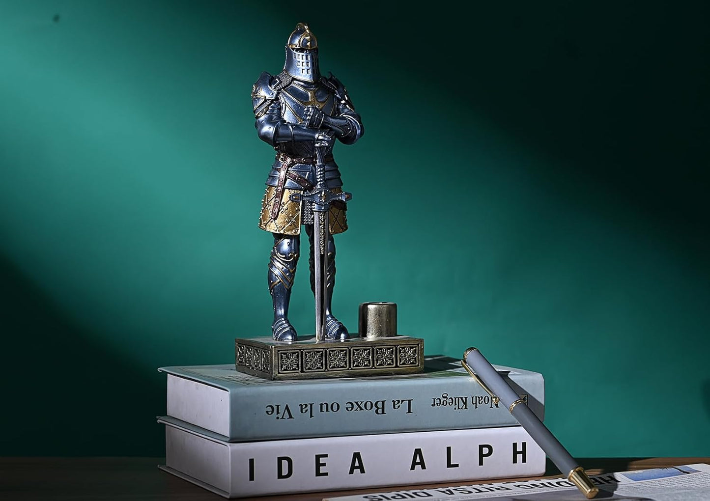HDMbigmi King's Guard Knight Pen Stand Statue Office Pen Stand Desk Organizer For Men Top Collection as Gift 9.45 Inches (Blue)