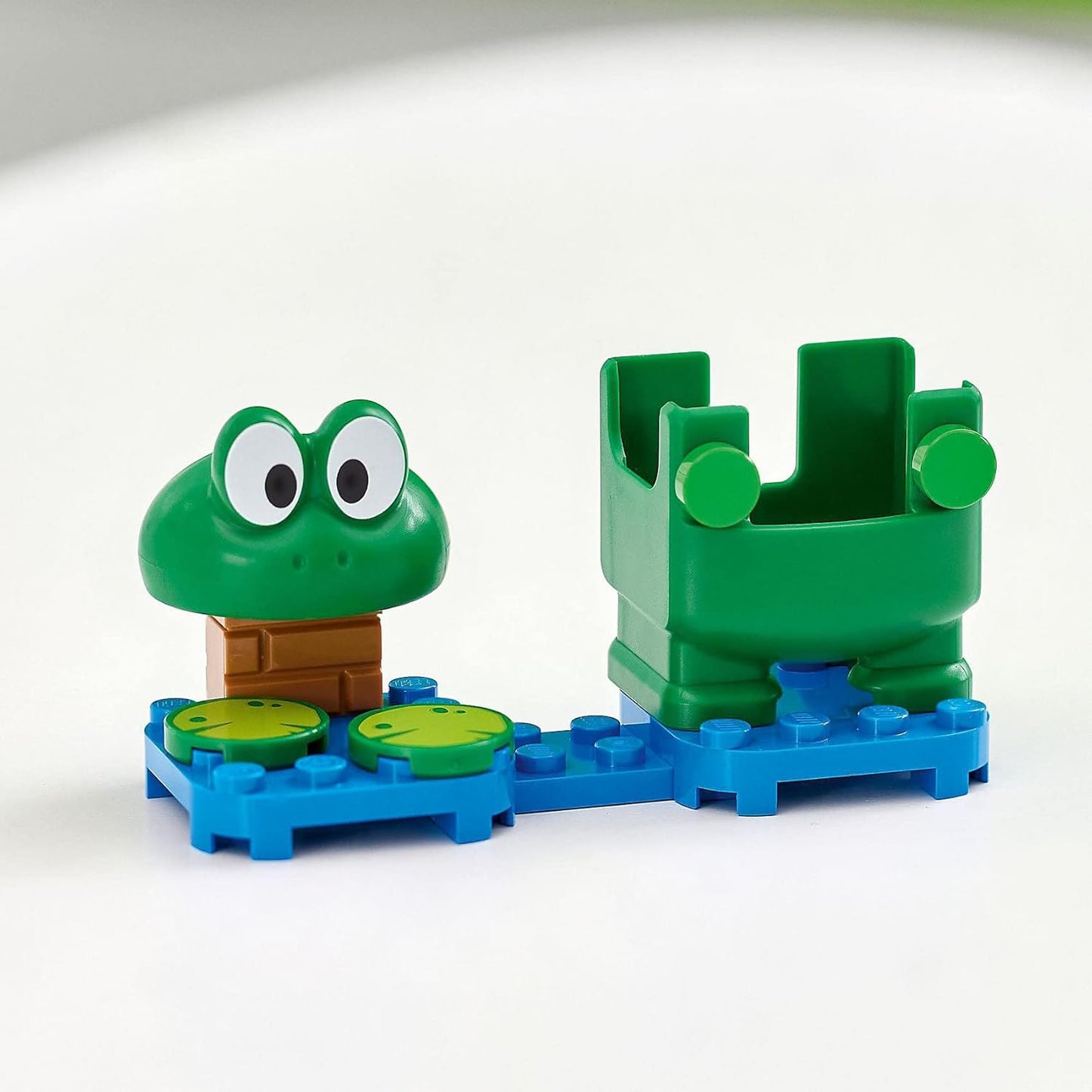 LEGO Super Mario Frog Mario Power Up Pack 71392