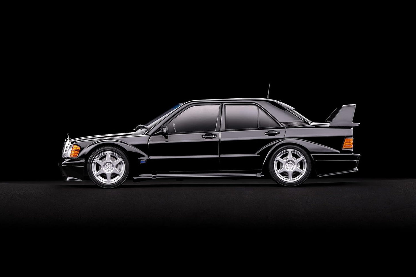 Solido 1990 Mercedes-Benz 190 Evo II W201 Black 1:18