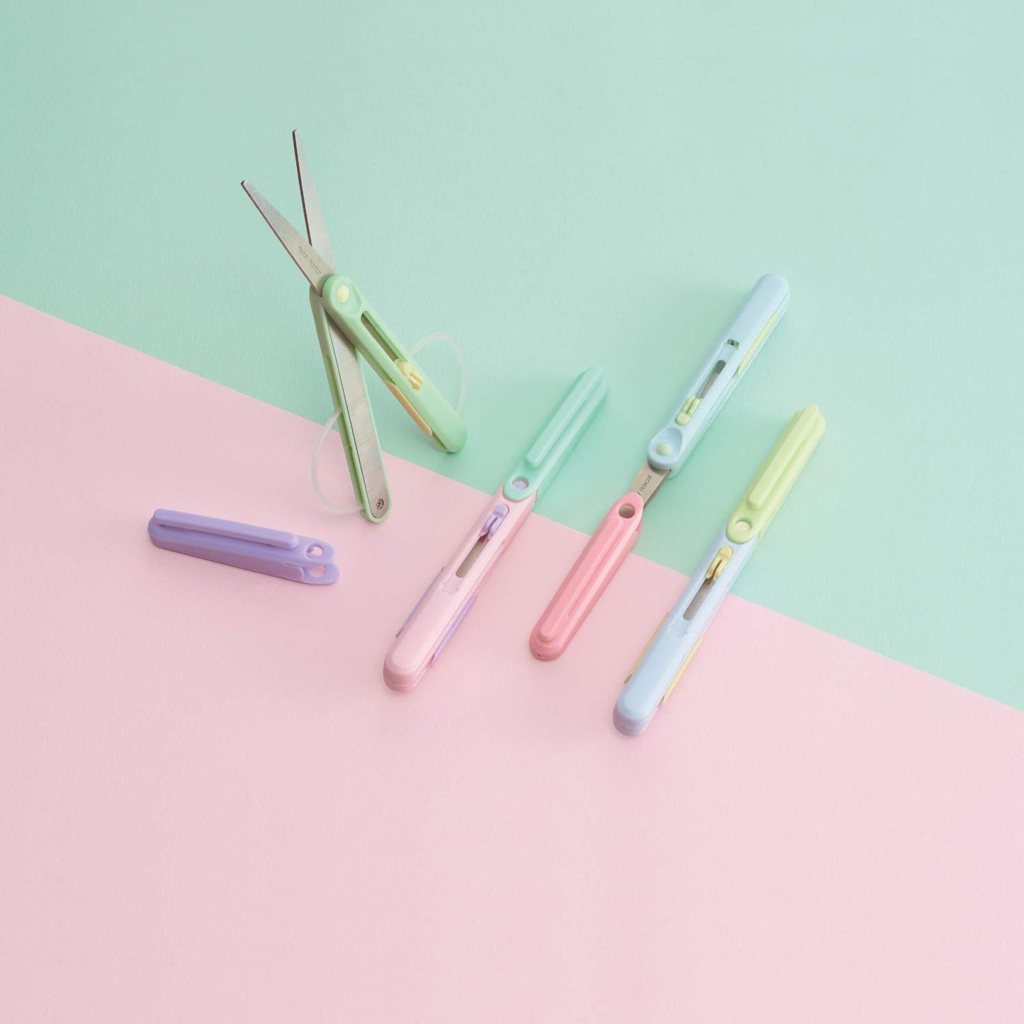 RaymayFujii SH706V Scissors Pen Cut Compact Portable Scissors for Ambidextrous Left Handed Left-Handed Violet x Green