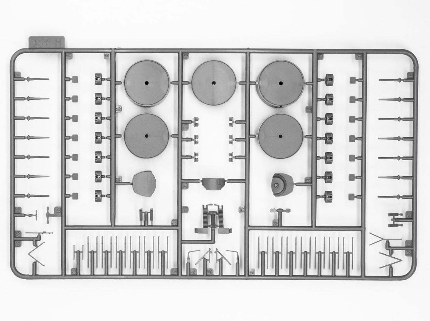 ICM Models Battleship SMS Kronprinz Building Kit