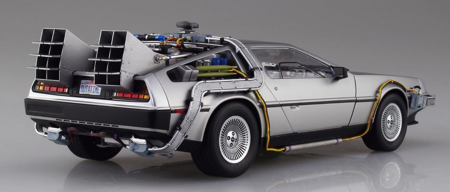 Aoshima Back to The Future Part I: Time Machine 1:24 Scale Model Kit