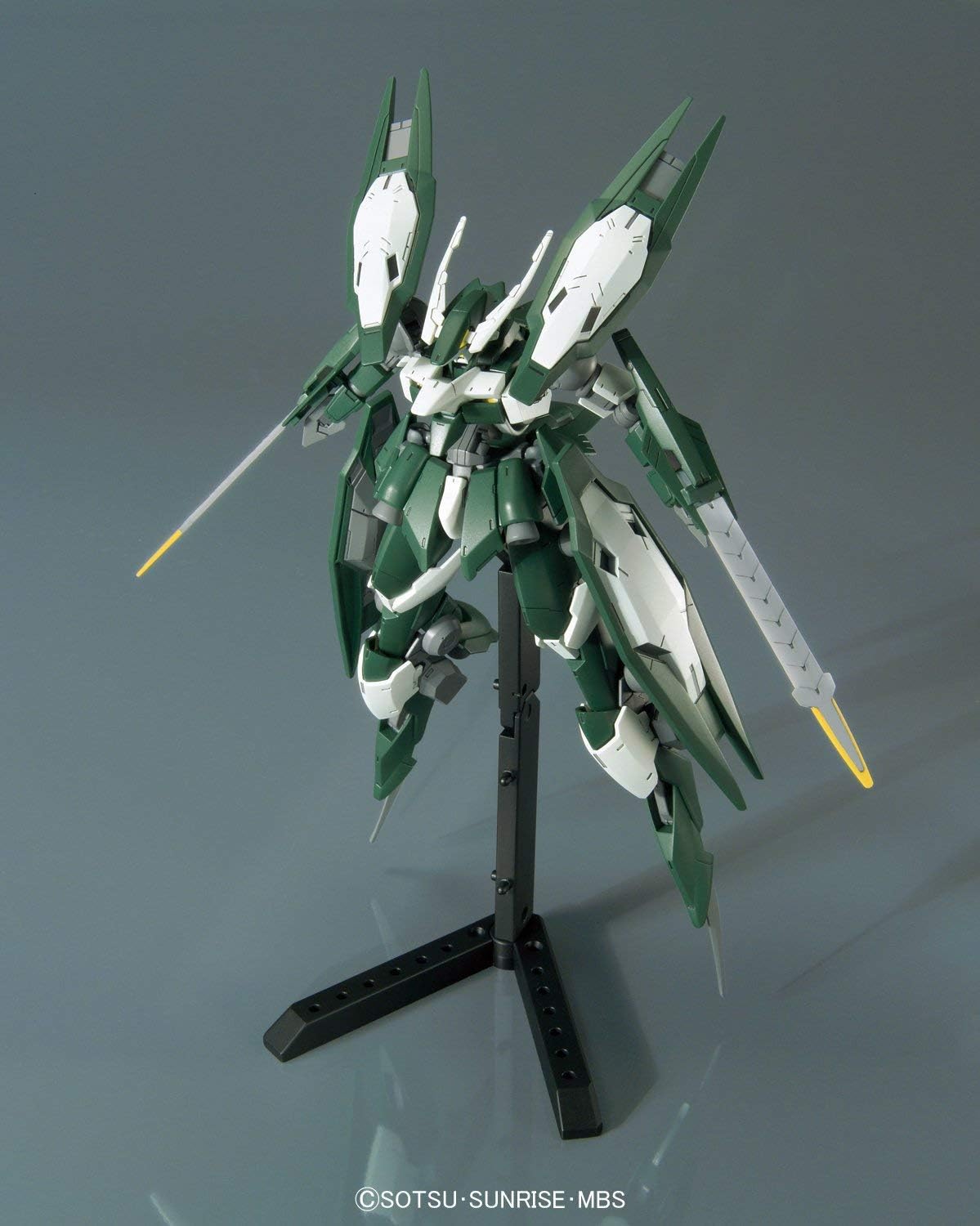 BANDAI SPIRITS HG 1/144 Gundam Model Kit: Reginlaze Julia 'Iron-Blooded Orphans'