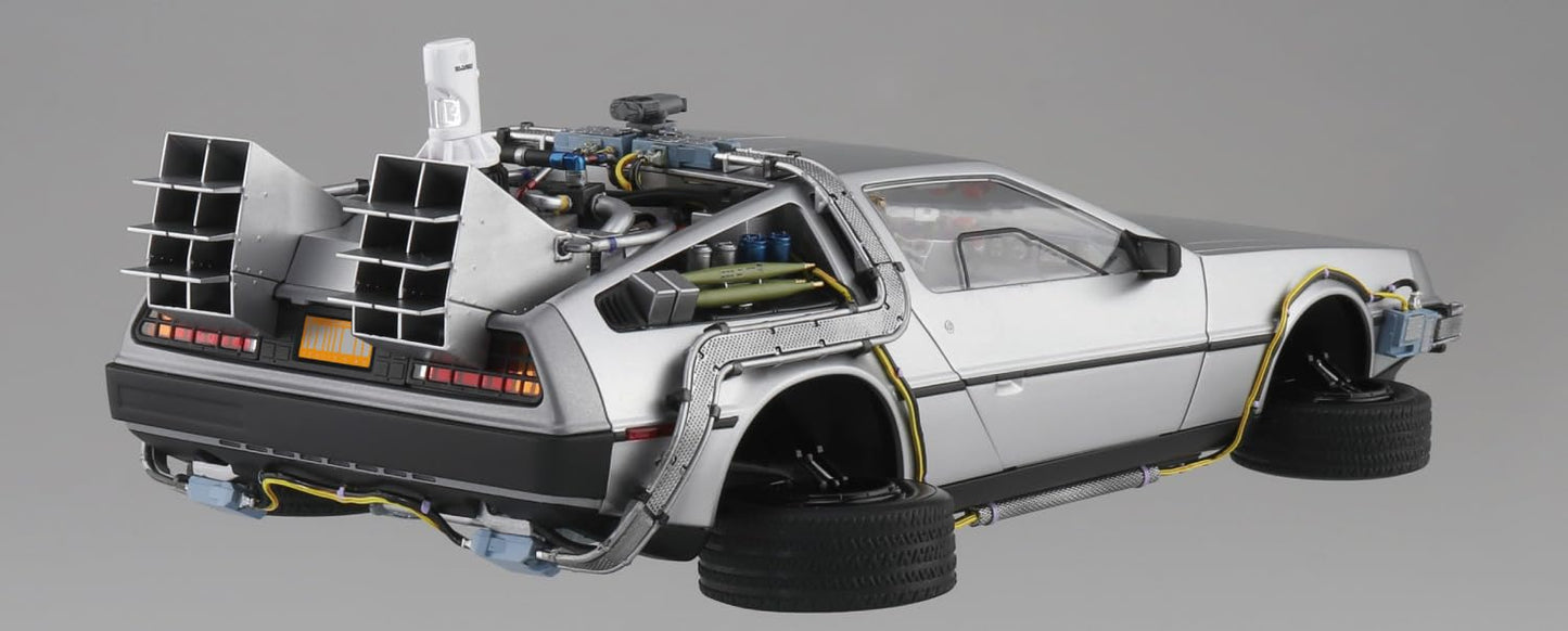 Aoshima Bunka Kyozai Movie Mecha No.BT-02 Back to the Future Part II Time Machine, 1/24 Scale Plastic Model (Automotive)