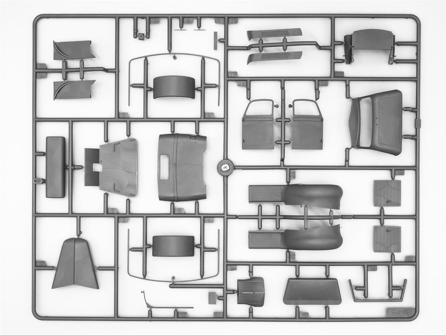 ICM Models V3000S/SS M Maultier Ambulance Truck Vehicle