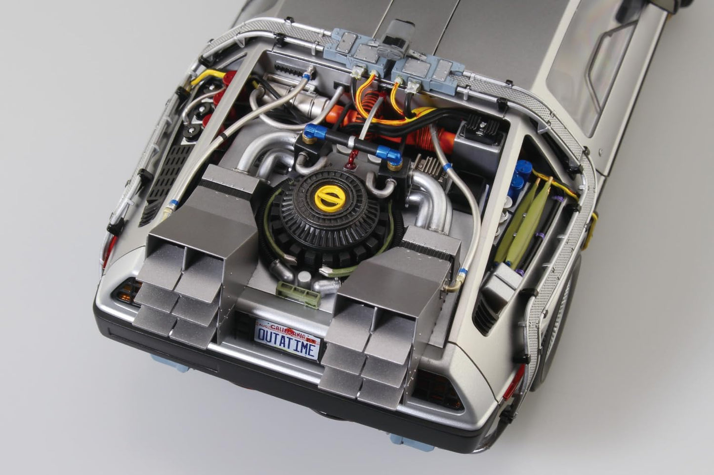 Aoshima Back to The Future Part I: Time Machine 1:24 Scale Model Kit