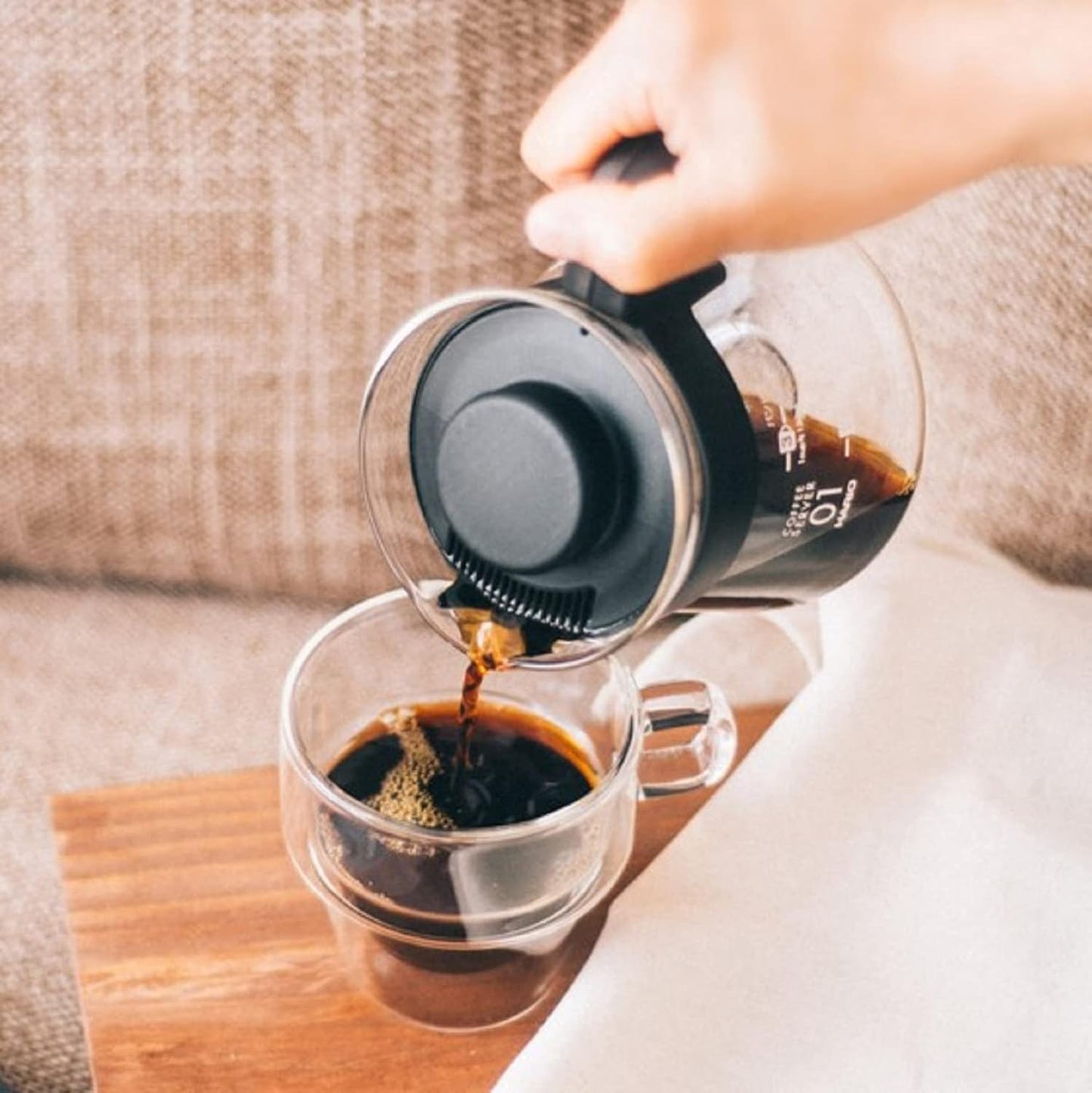 Hario V60 Glass Coffee Server, 1000ml, Black
