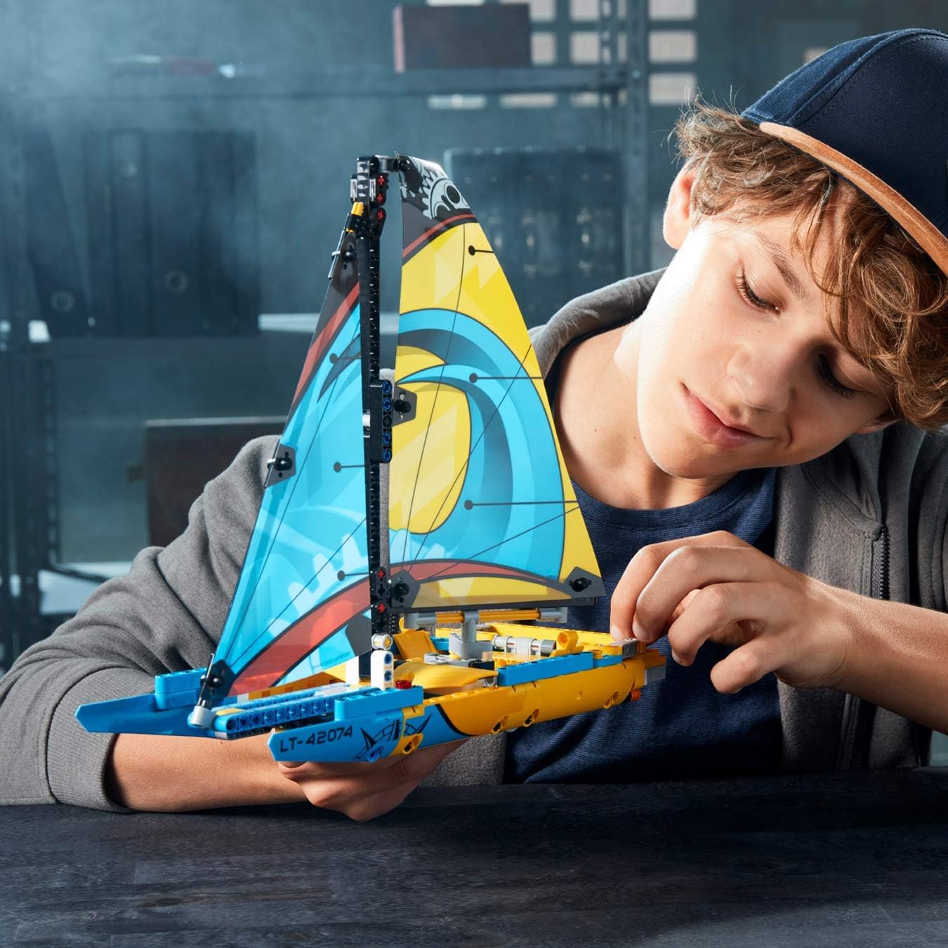 Lego Technic 42074 Racing Yacht