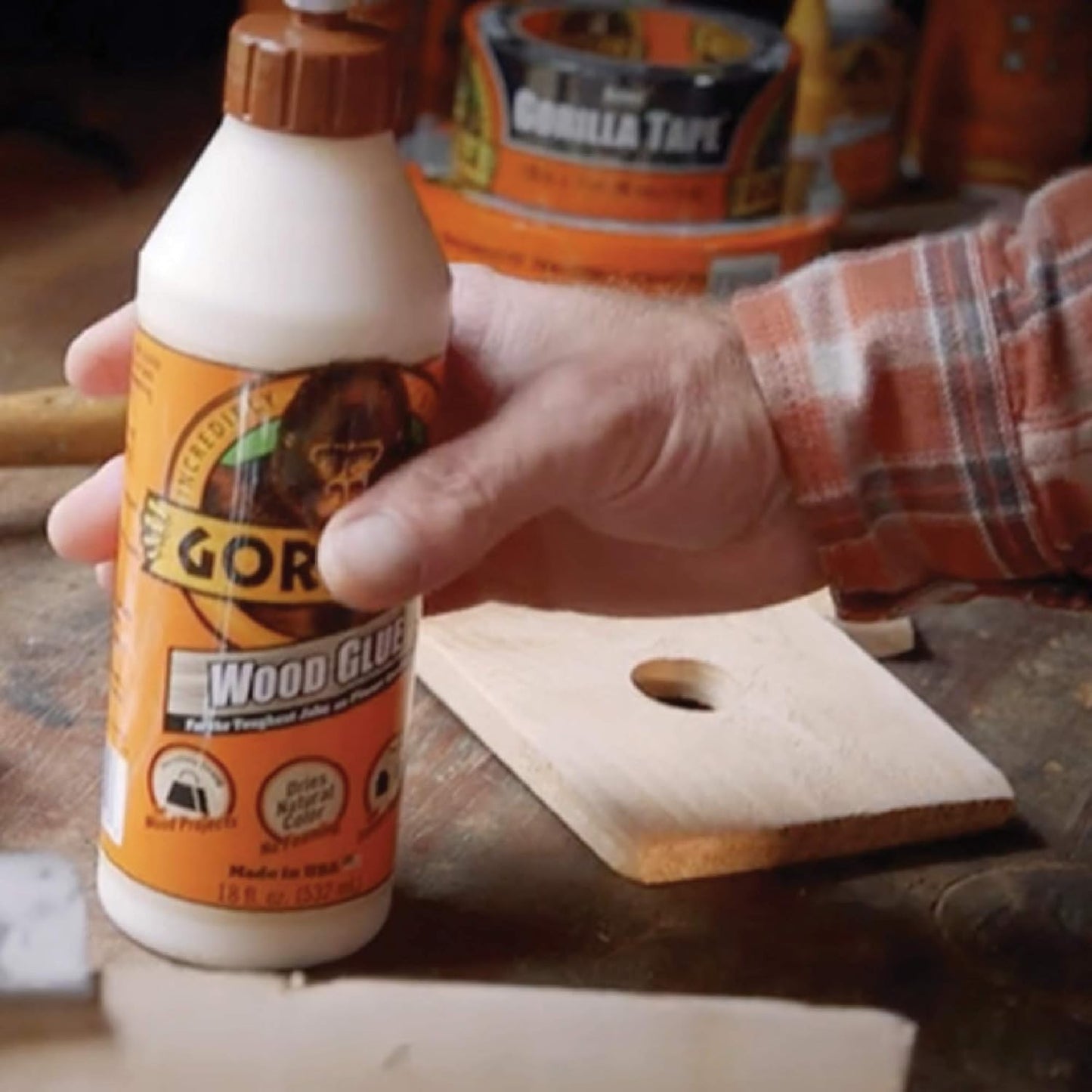 Gorilla Wood Glue, 18 Ounce Bottle, Natural Wood Color, (Pack of 1)