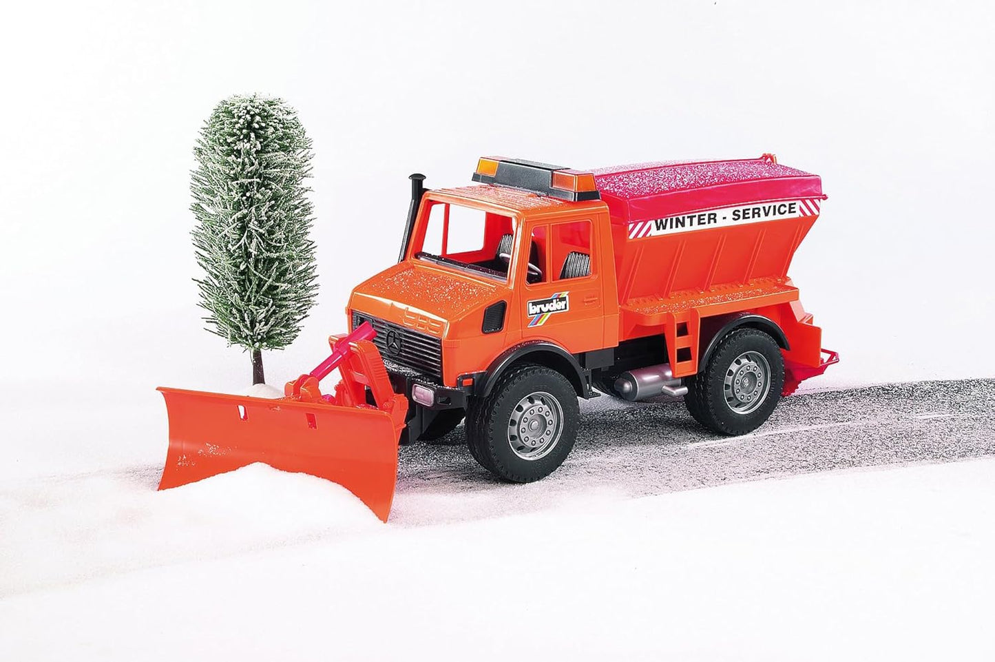 Bruder 02572 MB Unimog w Snow Plow
