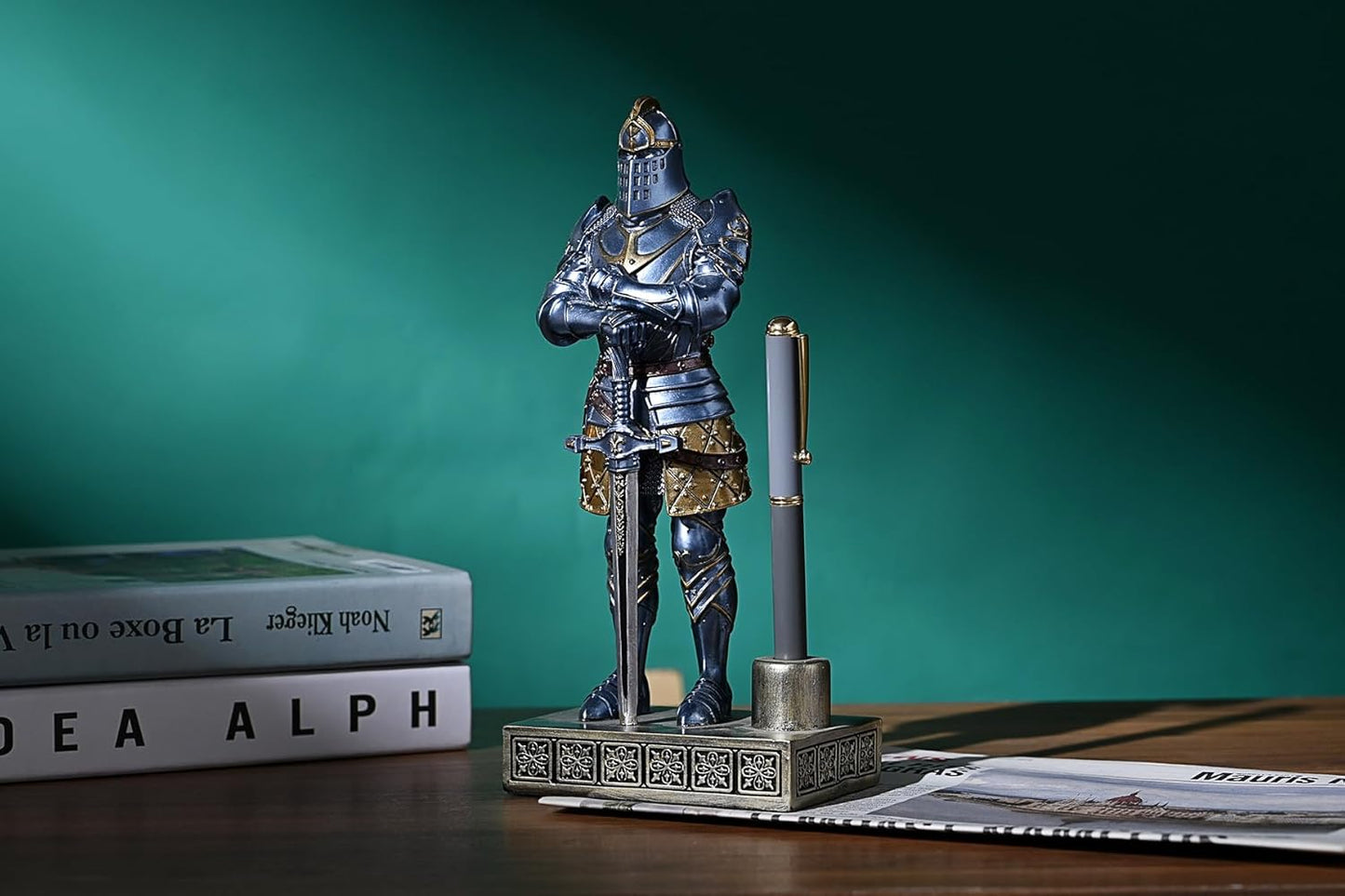 HDMbigmi King's Guard Knight Pen Stand Statue Office Pen Stand Desk Organizer For Men Top Collection as Gift 9.45 Inches (Blue)