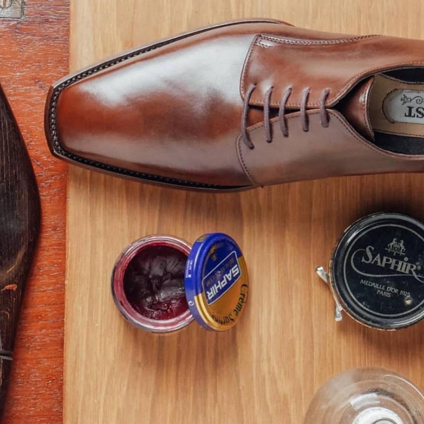 Saphir 9550032 Fine Beeswax Shoe Cream and Polish, 1.7 fl oz (50 ml)