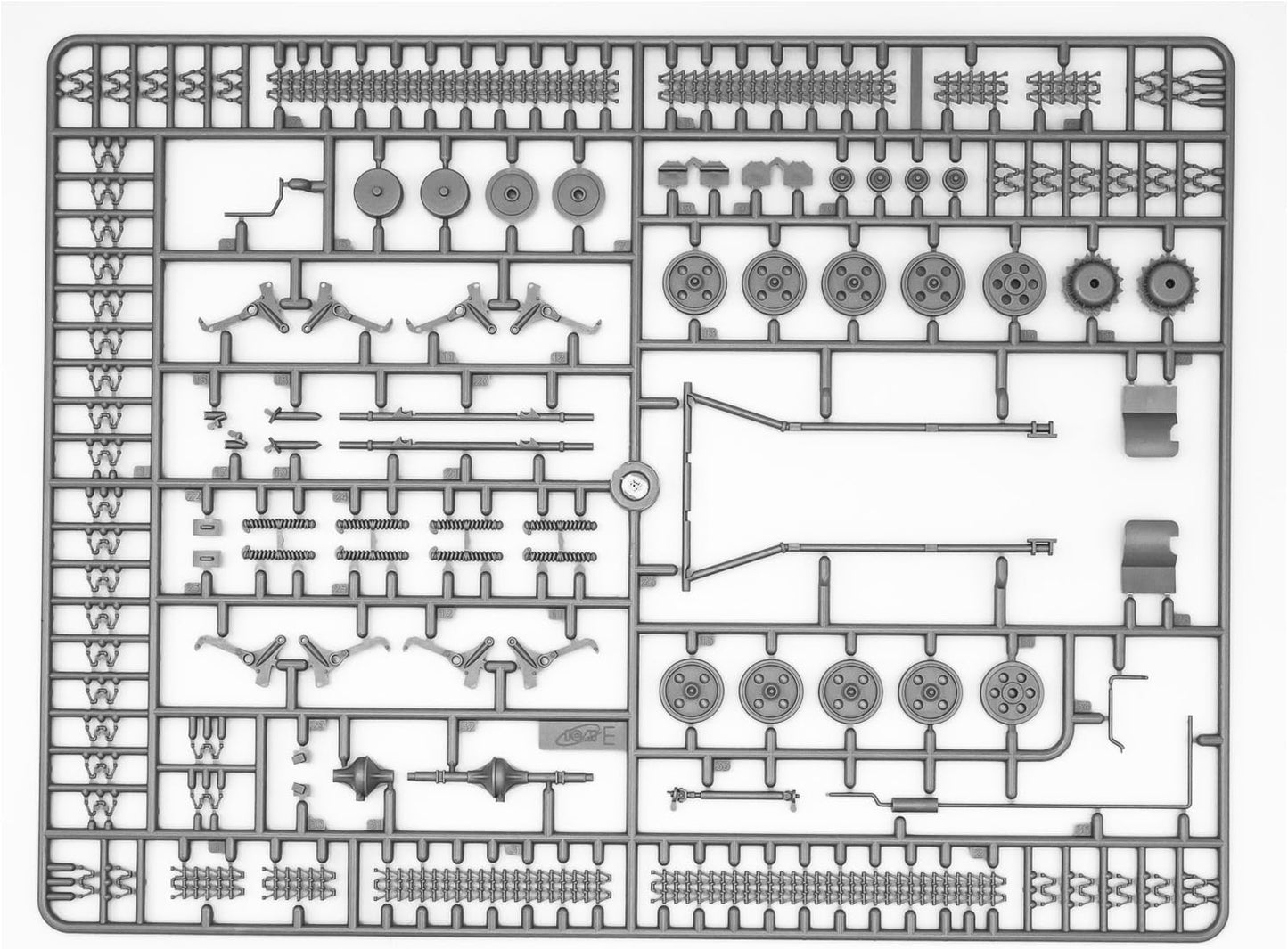 ICM Models V3000S/SS M Maultier Ambulance Truck Vehicle