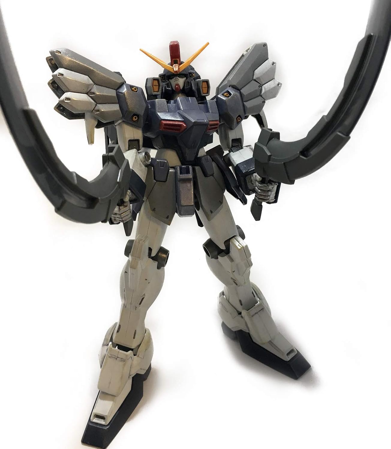 BANDAI Hobby EW-06 1/100 High Grade Endless Waltz Custom Gundam Sandrock Model Kit