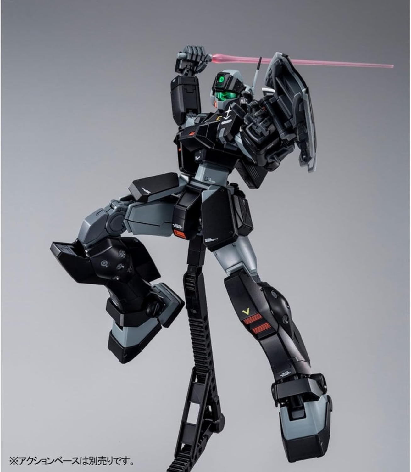 Bandai MG 1/100 RGM-79SP Lydo Wolf's GM Sniper II Model kit