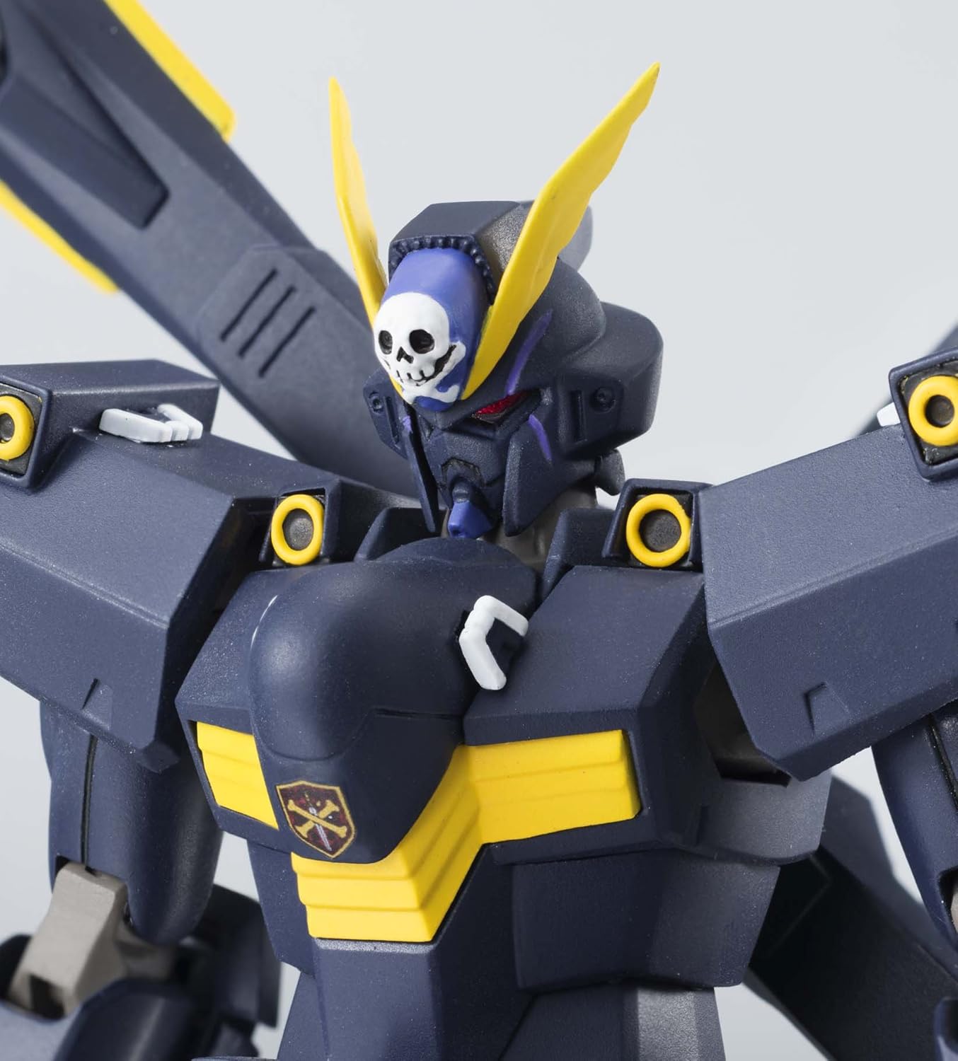 Bandai Tamashii Nations Robot Spirits Crossbone Gundam X-2 Kai "Crossbone Gundam" Action Figure