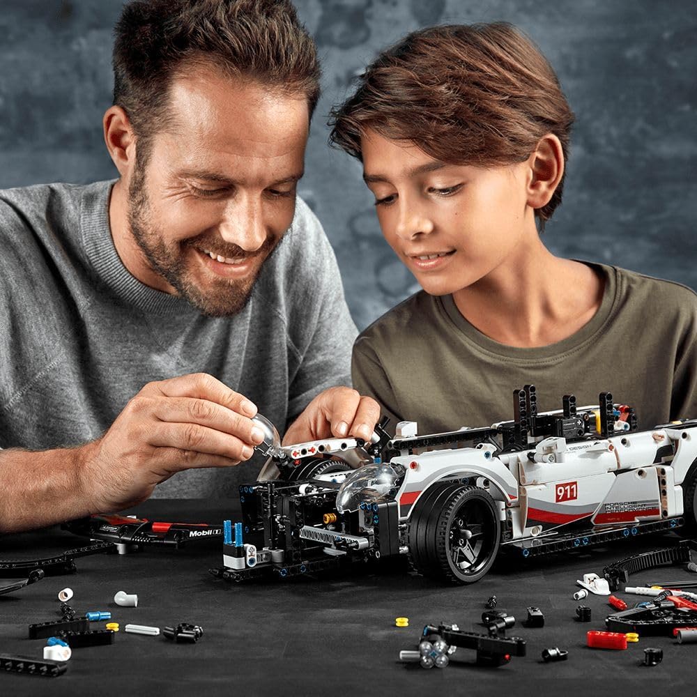 Technic Porsche 911 RSR Building Set, Realistic Car Model, Advanced Construction Kit