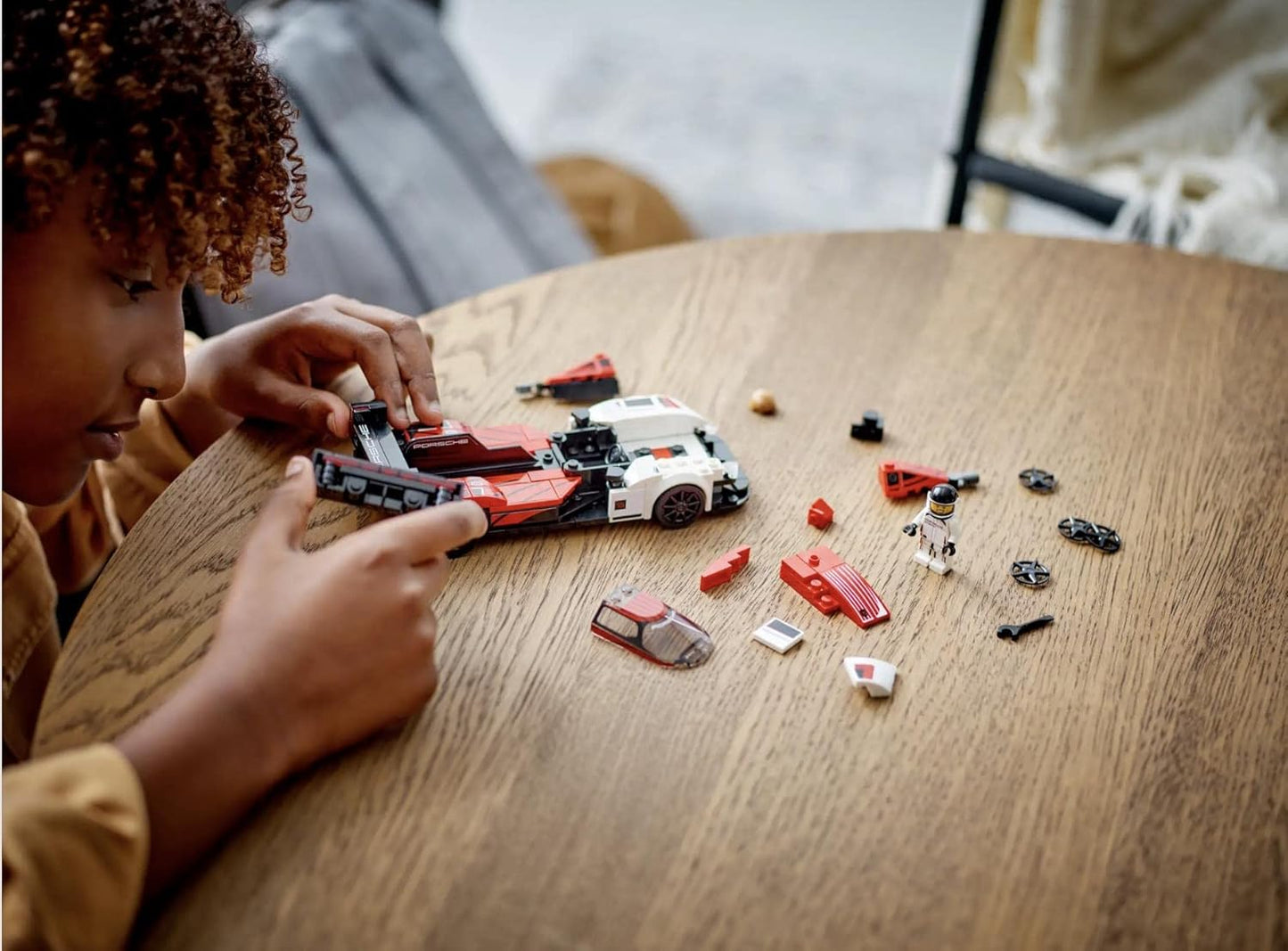 LEGO Speed Champions Porsche 963 76916, Model Car Building Kit, Racing Vehicle Toy for Kids, 2023 Collectible Set with Driver Minifigure, White