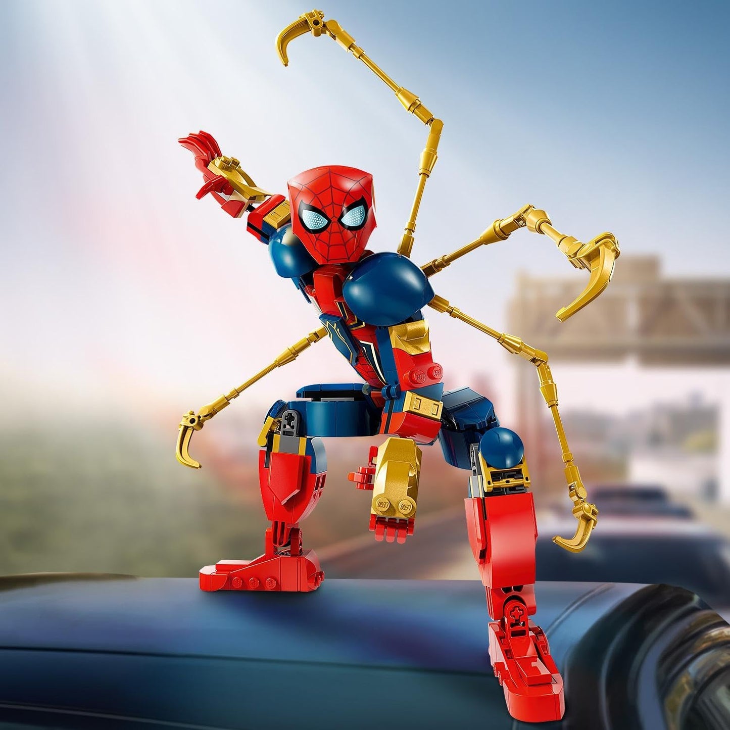 LEGO Marvel Building Figure - Iron Spider-Man, Superhero Toy for Kids, Movable Construction Toy with Armor Building Set, Gift Idea for Boys and Girls from 8 Years 76298