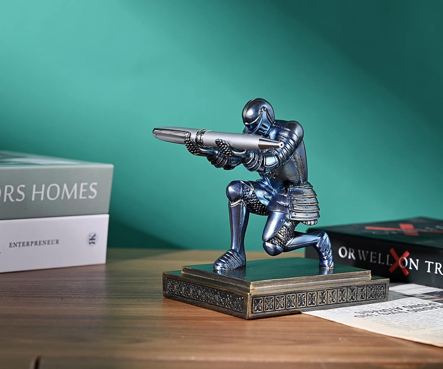HDMbigmi Knight Pen Holder Pen Stand Desk Organizers and Accessories Resin Pencil Holder as Gift with a Fancy Pen for Office and Home Desk Organizer (Blue)