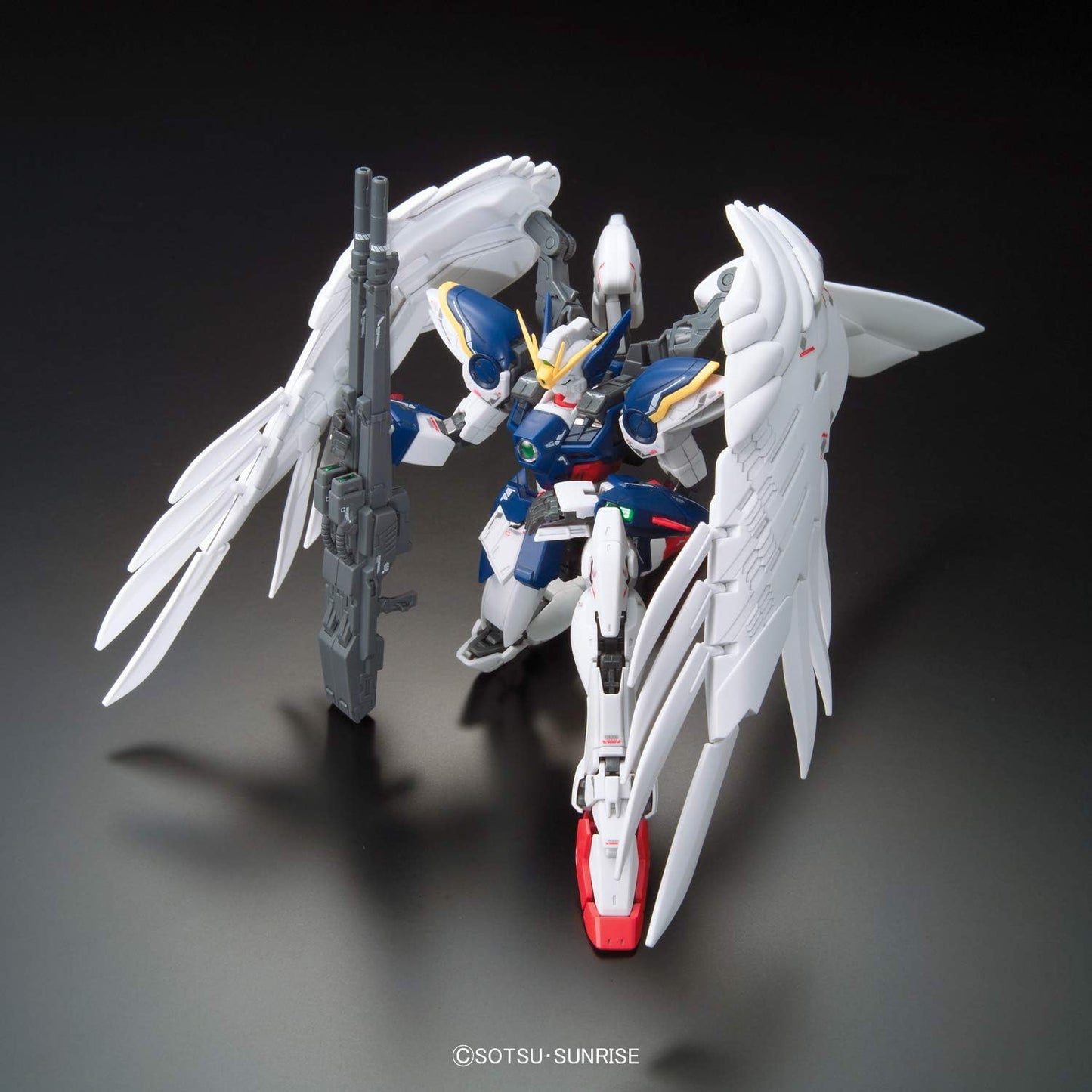 Bandai Hobby - Gundam Wing - Real Grade - 1/144 Endless Waltz 17 Wing Gundam Zero Model Kit