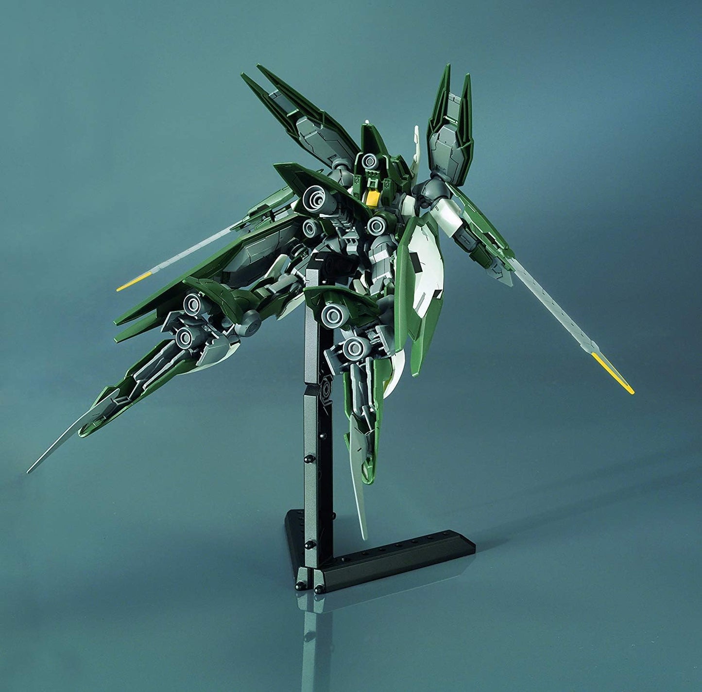 BANDAI SPIRITS HG 1/144 Gundam Model Kit: Reginlaze Julia 'Iron-Blooded Orphans'