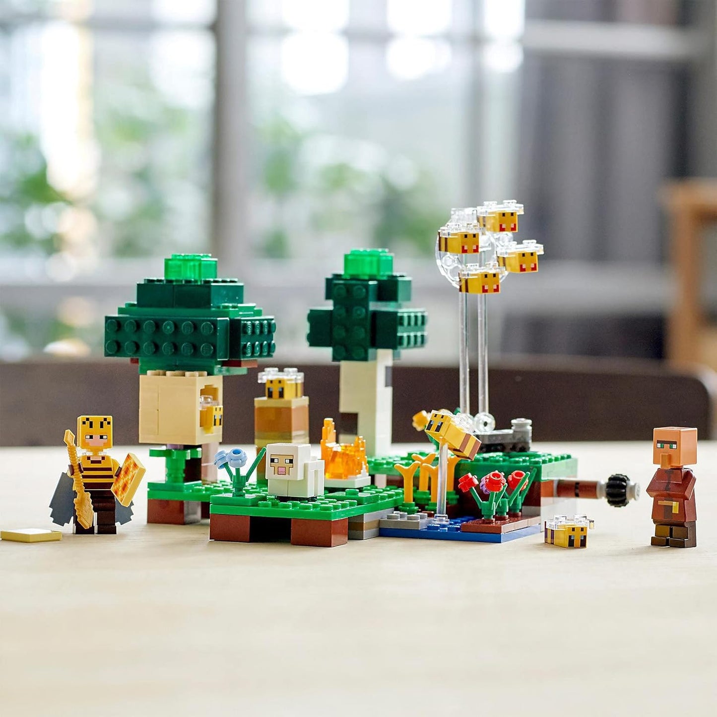 LEGO Minecraft Bee Apiary 21165